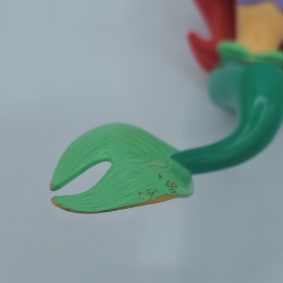 Disney Little Mermaid Ariel Sitting Figurine - Picture 4 of 7
